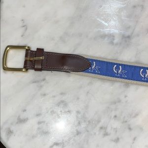 Vineyard Vines Kentucky Horseshoe belt